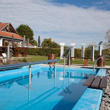 Spielplatz 62 *